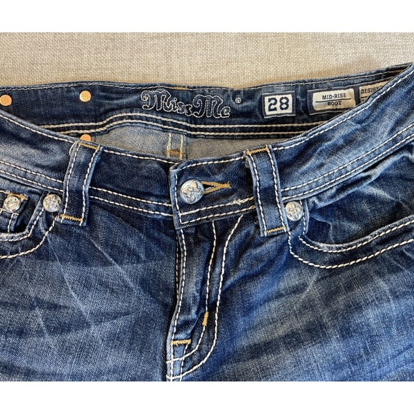 Miss Me Jeans 28 Bootcut DK209 Mid Rise Embellished Flap Pockets Denim - Picture 7 of 16